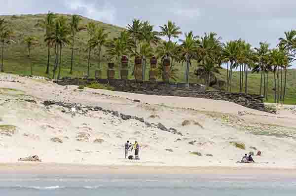 165 - Chile - isla de Rapa Nui o Pascua - Anakena - Ahu Nau Nau